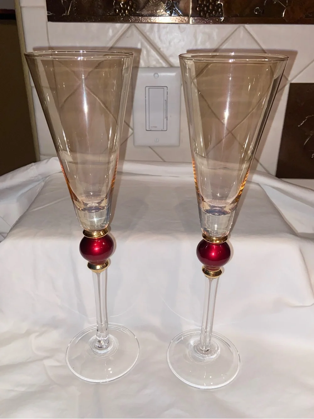 Vintage Set of 2 Pier 1 Amber Red Jewel Champagne Flute Glasses Gold